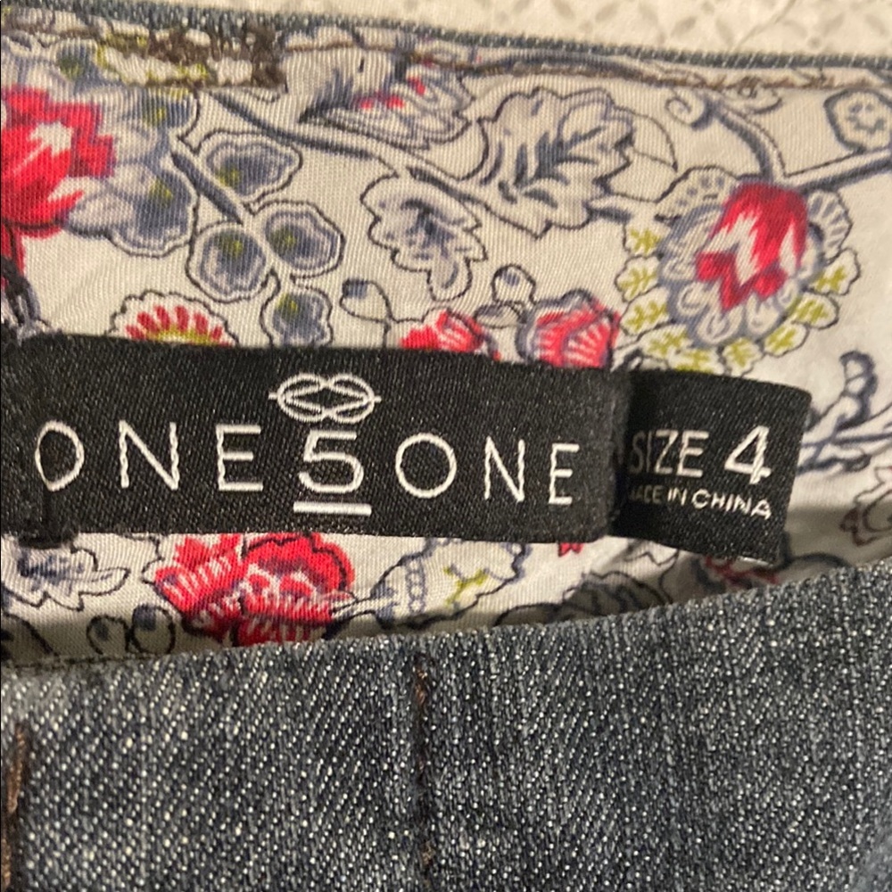 One 5 One Blue Cargo Shorts Tailored Design - Picture 2 of 3
